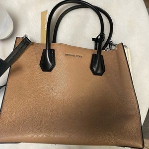 Michael kors purse tags on